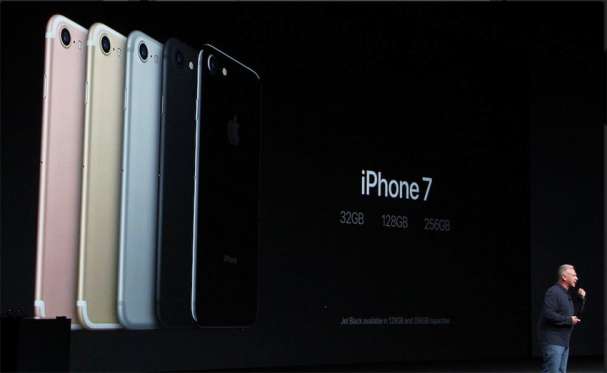 i phone 7- features