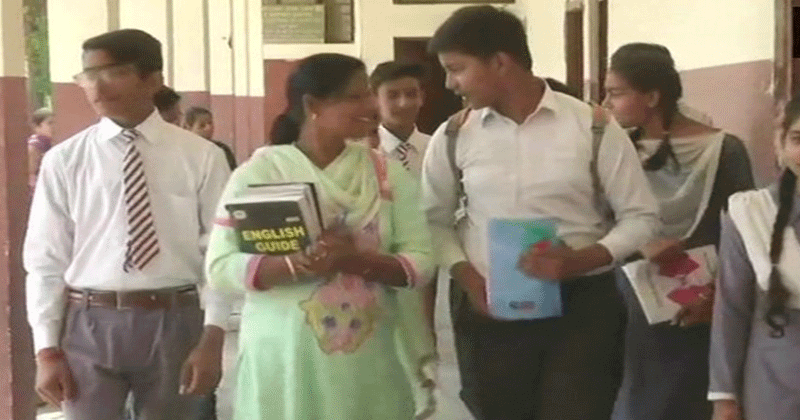 mother wrote sslc exam with son