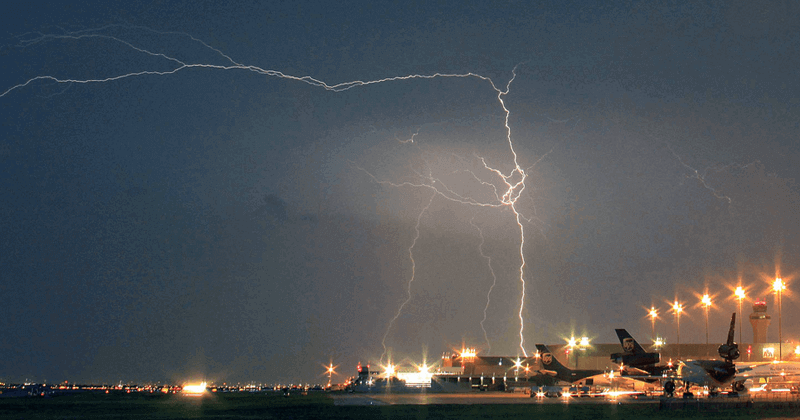 Thunderstorms strand over 13,000 passengers