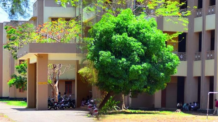 Sn college