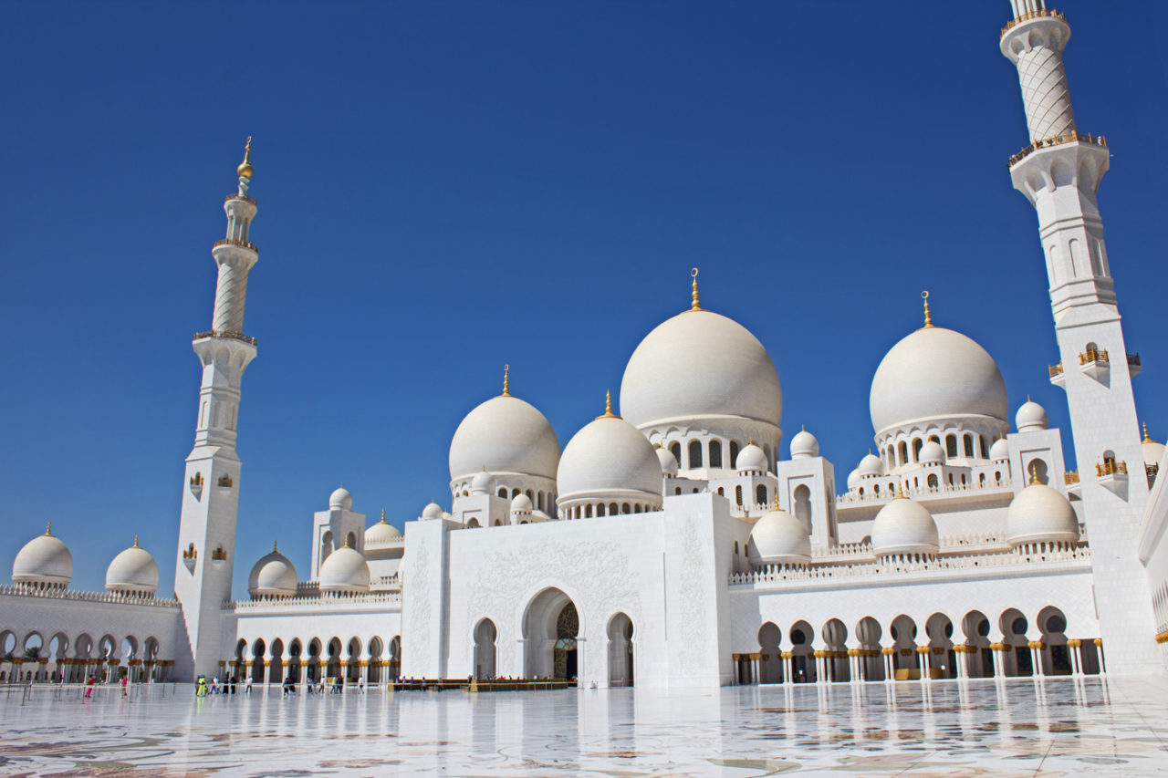 5 Sheikh Zayed Grand Mosque in Abu Dhabi